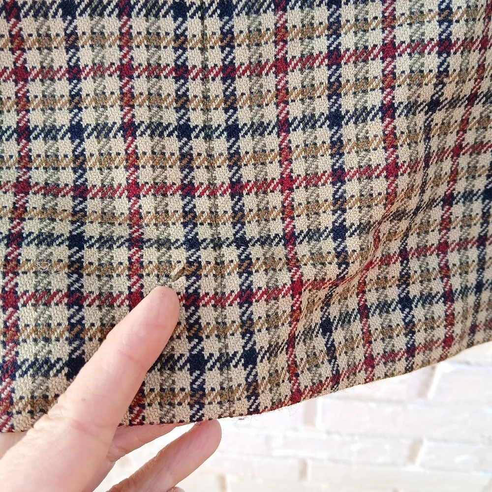 Vintage Talbots Wool Plaid Blazer Size 4 Petite - Picture 7 of 8
